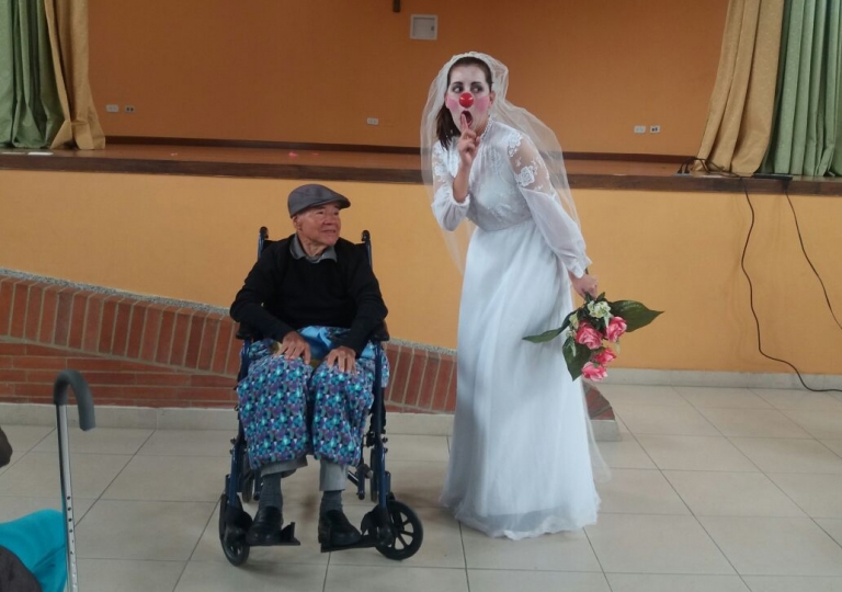 Una Sonrisa Sana más que mil Palabras 